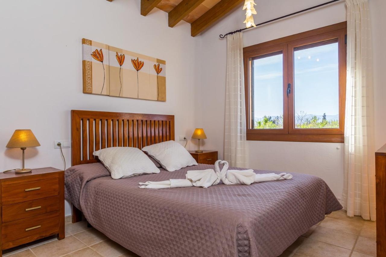 Villa Alfabia Inca  Zimmer foto